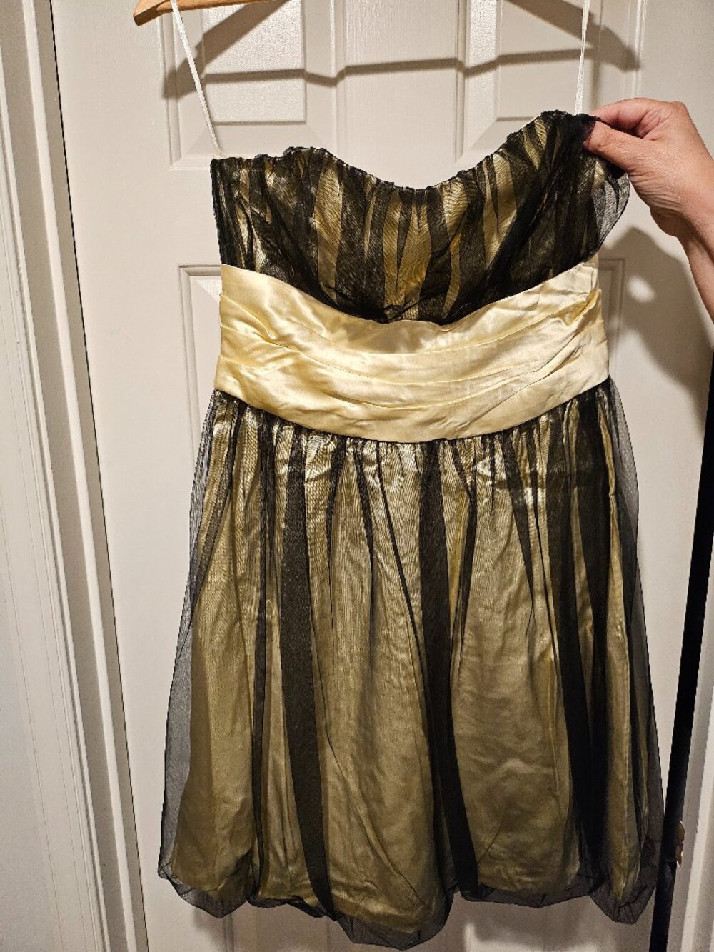 Black & Gold Strapless Ruched Mesh Cocktail Dress
